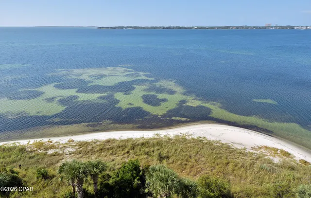 $749,900 | 3001 West 10th Street, Unit 711, Panama City, FL 32401