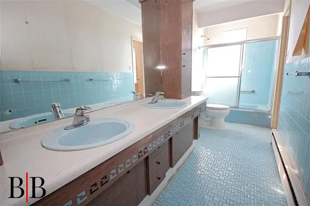 $999,000 | 2619 East 63rd Street | Mill Basin