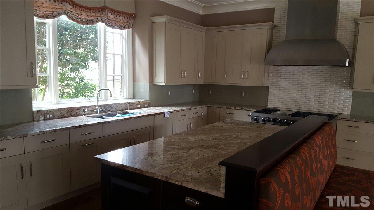 2905 Cone Manor Lane Raleigh, NC 27613 - Photo 9 of 23