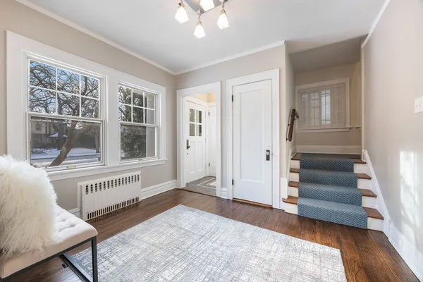 $2,699,000 | 527 Warwick Road, Kenilworth, IL 60043