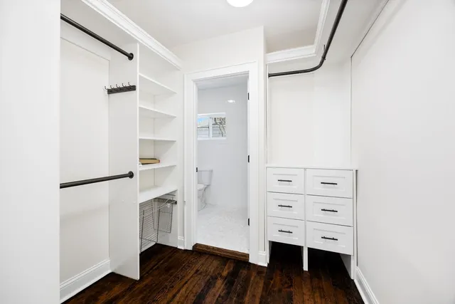 $2,735,000 | 527 Warwick Road, Kenilworth, IL 60043