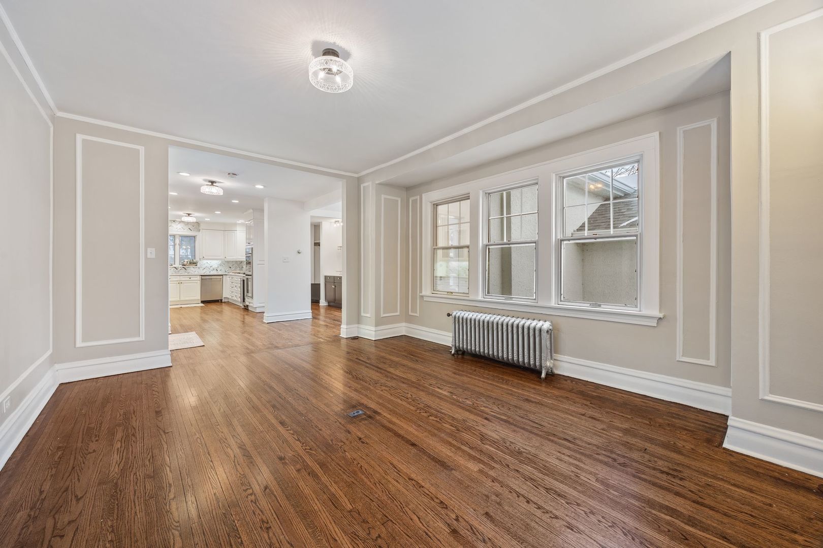 527 Warwick Road Kenilworth, IL 60043 - Photo 8 of 57