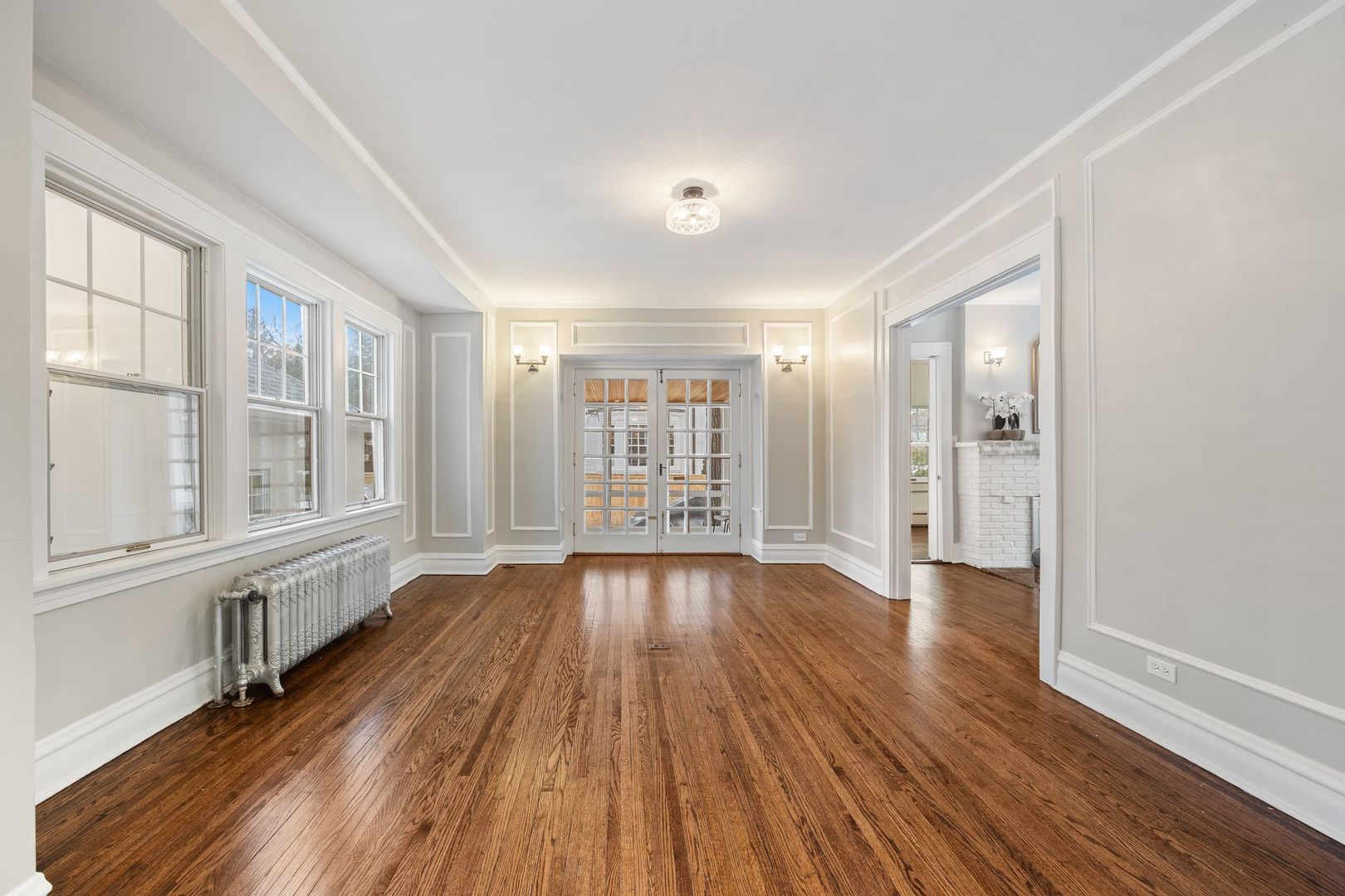 527 Warwick Road Kenilworth, IL 60043 - Photo 9 of 57