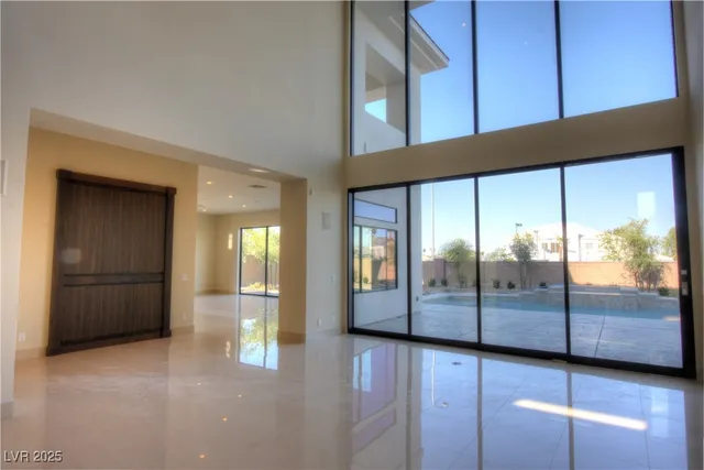 $7,000 | 7438 Yonie Court, Las Vegas, NV 89117