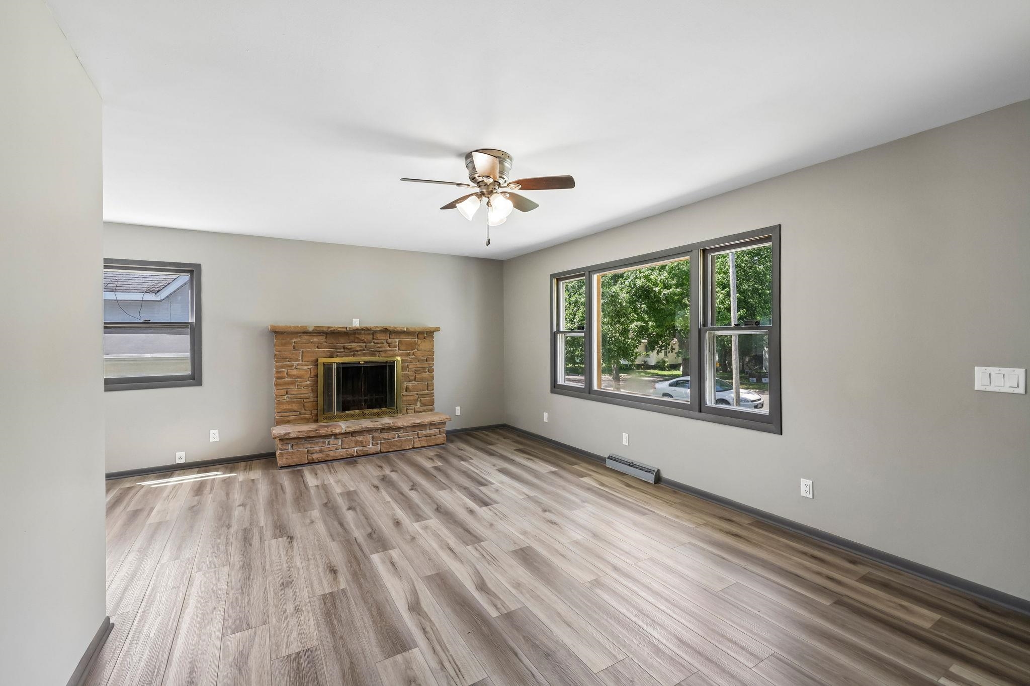 618 East Conant Street Portage, WI 53901 - Photo 11 of 19