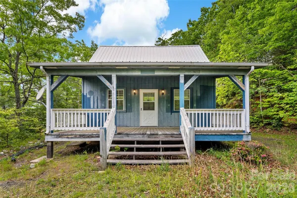 $179,000 | 42 Parkway Drive, Marion, NC 28752