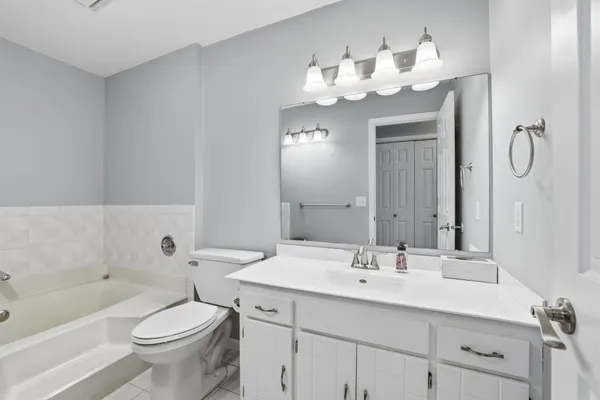 $231,900 | 1900 Coon Rapids Boulevard Northwest, Unit 4, Coon Rapids, MN 55433