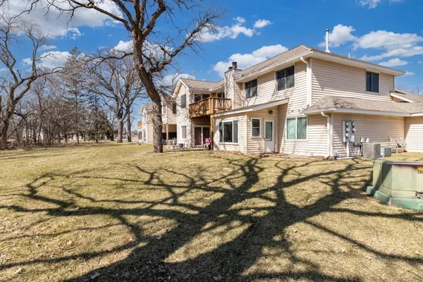 $231,900 | 1900 Coon Rapids Boulevard Northwest, Unit 4, Coon Rapids, MN 55433