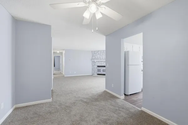 $231,900 | 1900 Coon Rapids Boulevard Northwest, Unit 4, Coon Rapids, MN 55433