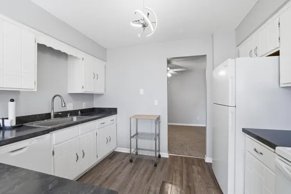 $231,900 | 1900 Coon Rapids Boulevard Northwest, Unit 4, Coon Rapids, MN 55433