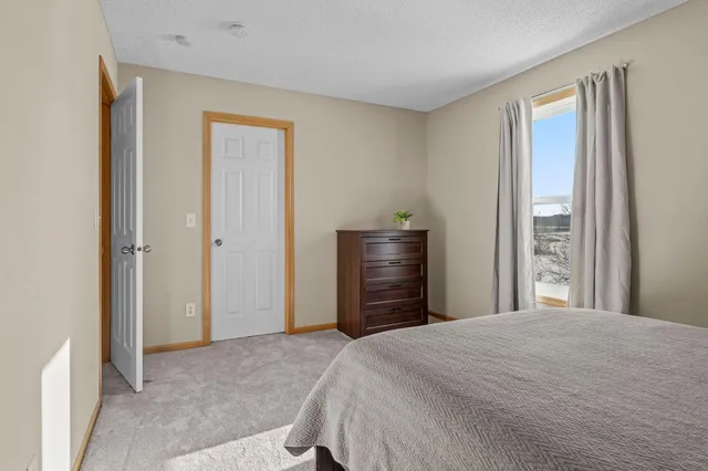 $424,900 | 10305 41st Place Northeast, St. Michael, MN 55376