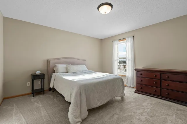 $424,900 | 10305 41st Place Northeast, St. Michael, MN 55376