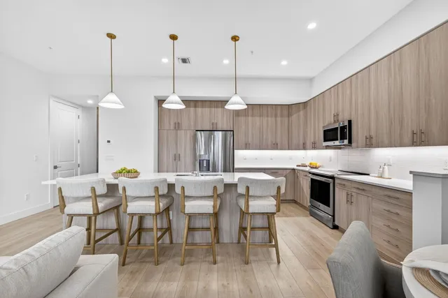 $1,119,900 | 125 Water Pointe Place, Unit 28, Jupiter, FL 33477