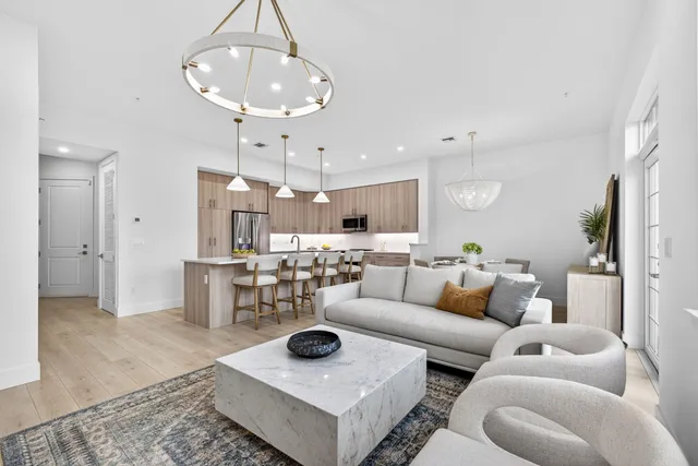 $1,119,900 | 125 Water Pointe Place, Unit 28, Jupiter, FL 33477