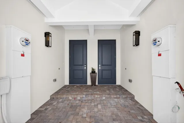 $1,119,900 | 125 Water Pointe Place, Unit 28, Jupiter, FL 33477