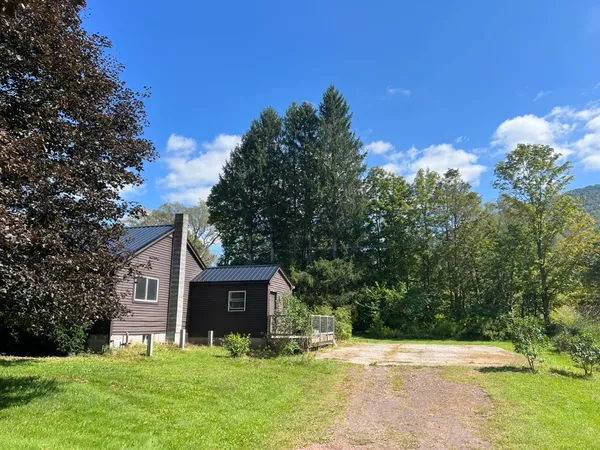 $2,100 | 12816 County Highway, Hobart, NY 13788