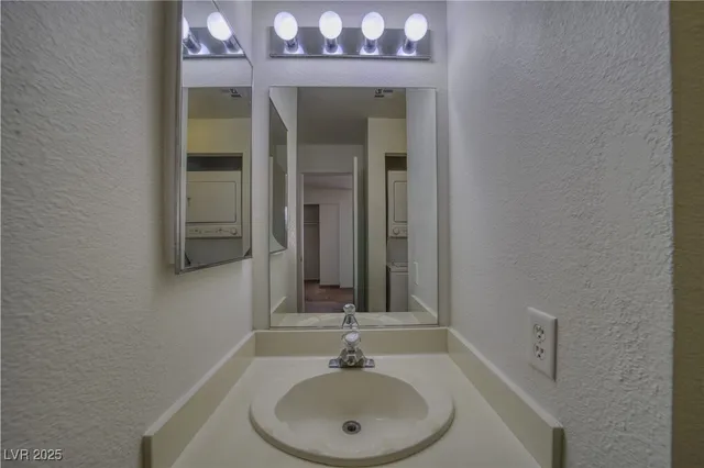 $147,000 | 2232 Aspen Mirror Way, Unit 202, Laughlin, NV 89029