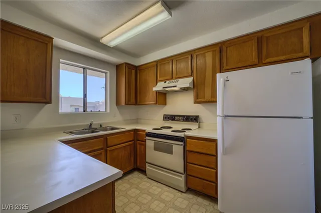 $147,000 | 2232 Aspen Mirror Way, Unit 202, Laughlin, NV 89029