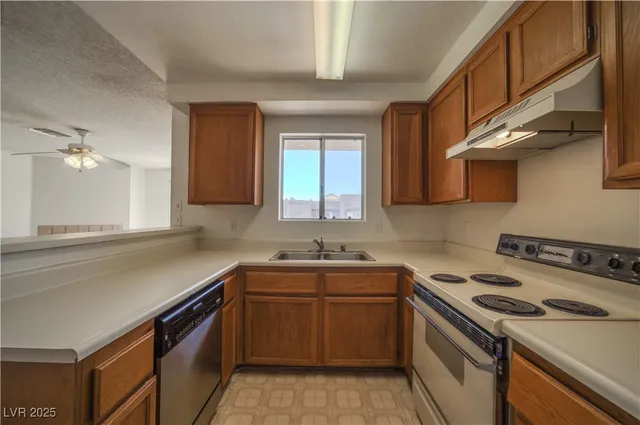$147,000 | 2232 Aspen Mirror Way, Unit 202, Laughlin, NV 89029