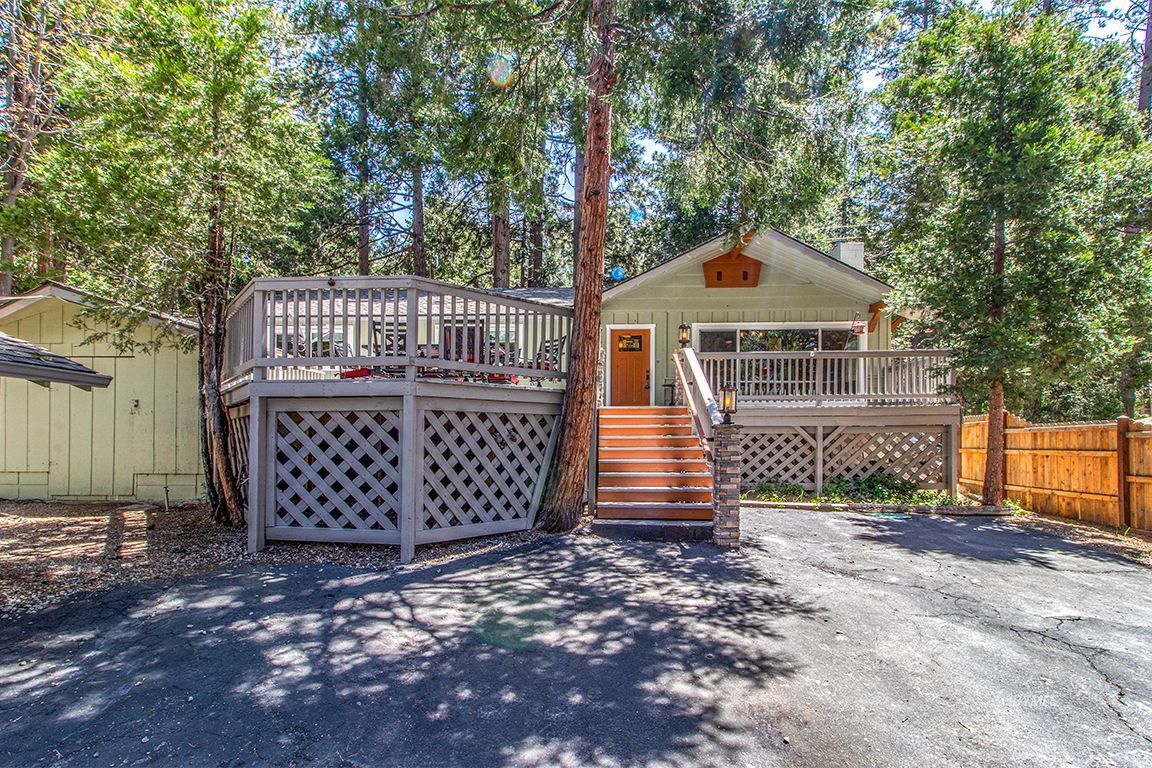 25104 Fern Valley Road Idyllwild, CA 92549 - Photo 48 of 55 a front view of a house with wooden fence