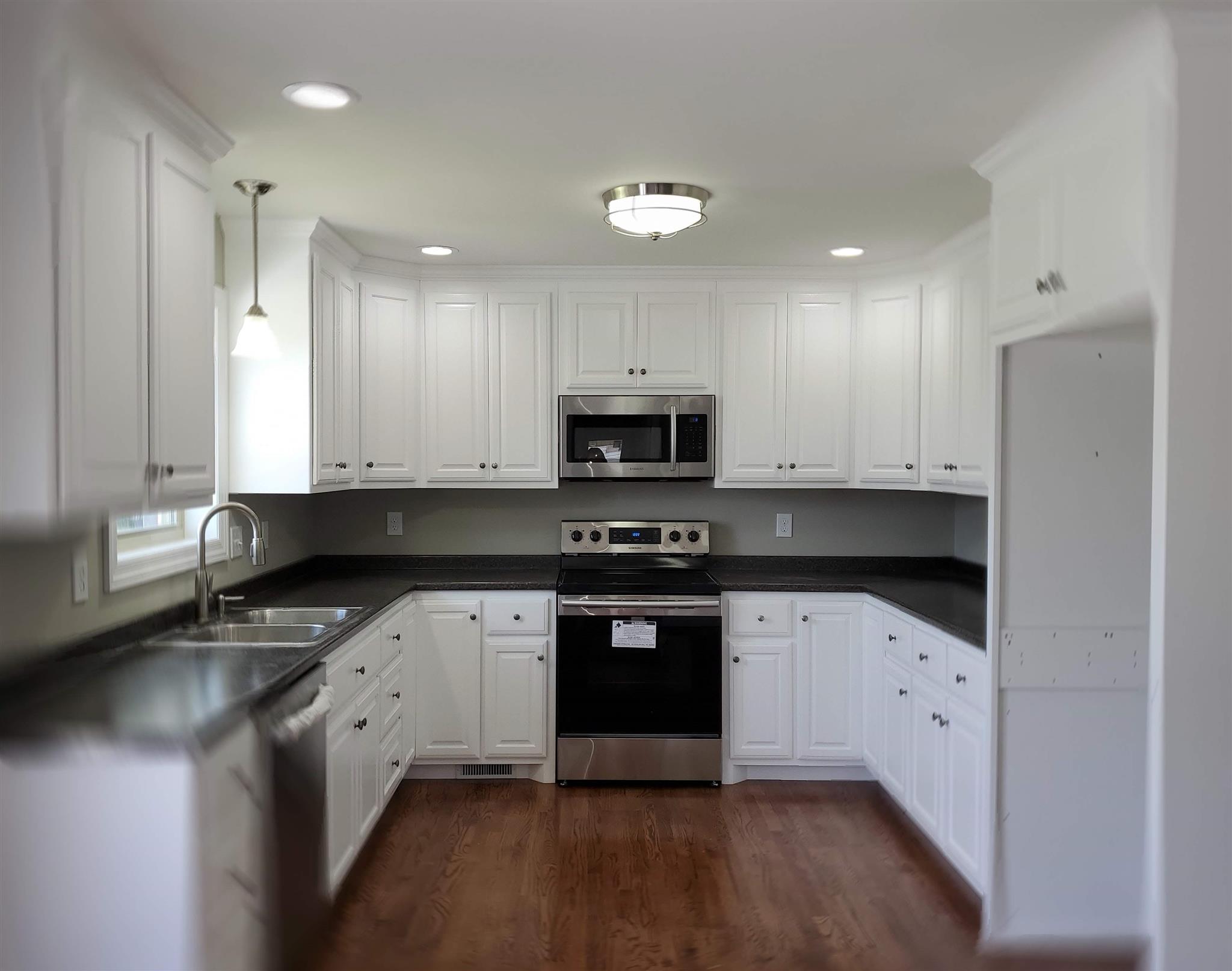 150 Morton Road Manchester, TN 37355 - Photo 10 of 17 This is a Kitchen!! Massive counter space and storage with 4 lazy susan in the corners.