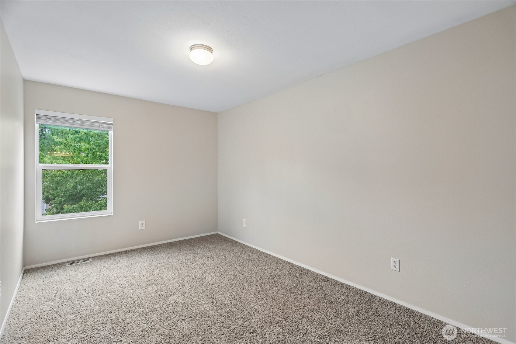 5110 203rd St Court East Spanaway, WA 98387 - Photo 13 of 27