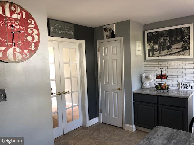 225 Knapp Road Lansdale, PA 19446 - Photo 11 of 29 Pantry and Coffee Station!
