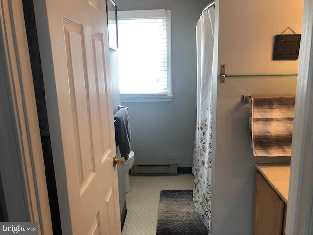 225 Knapp Road Lansdale, PA 19446 - Photo 22 of 29 Hall Bath
