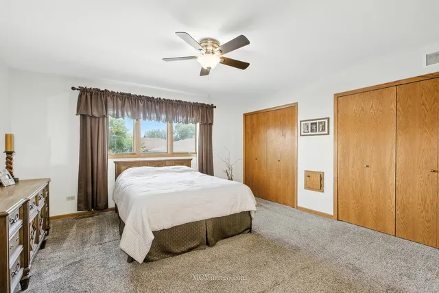 $294,900 | 10549 Illinois Court, Orland Park, IL 60467