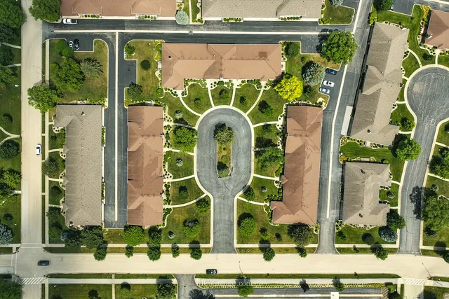 $294,900 | 10549 Illinois Court, Orland Park, IL 60467