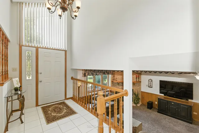 $294,900 | 10549 Illinois Court, Orland Park, IL 60467