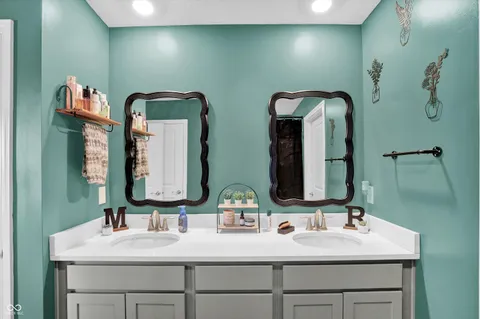 $345,000 | 796 Sonoma Lane, Greenfield, IN 46140