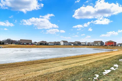 $345,000 | 796 Sonoma Lane, Greenfield, IN 46140