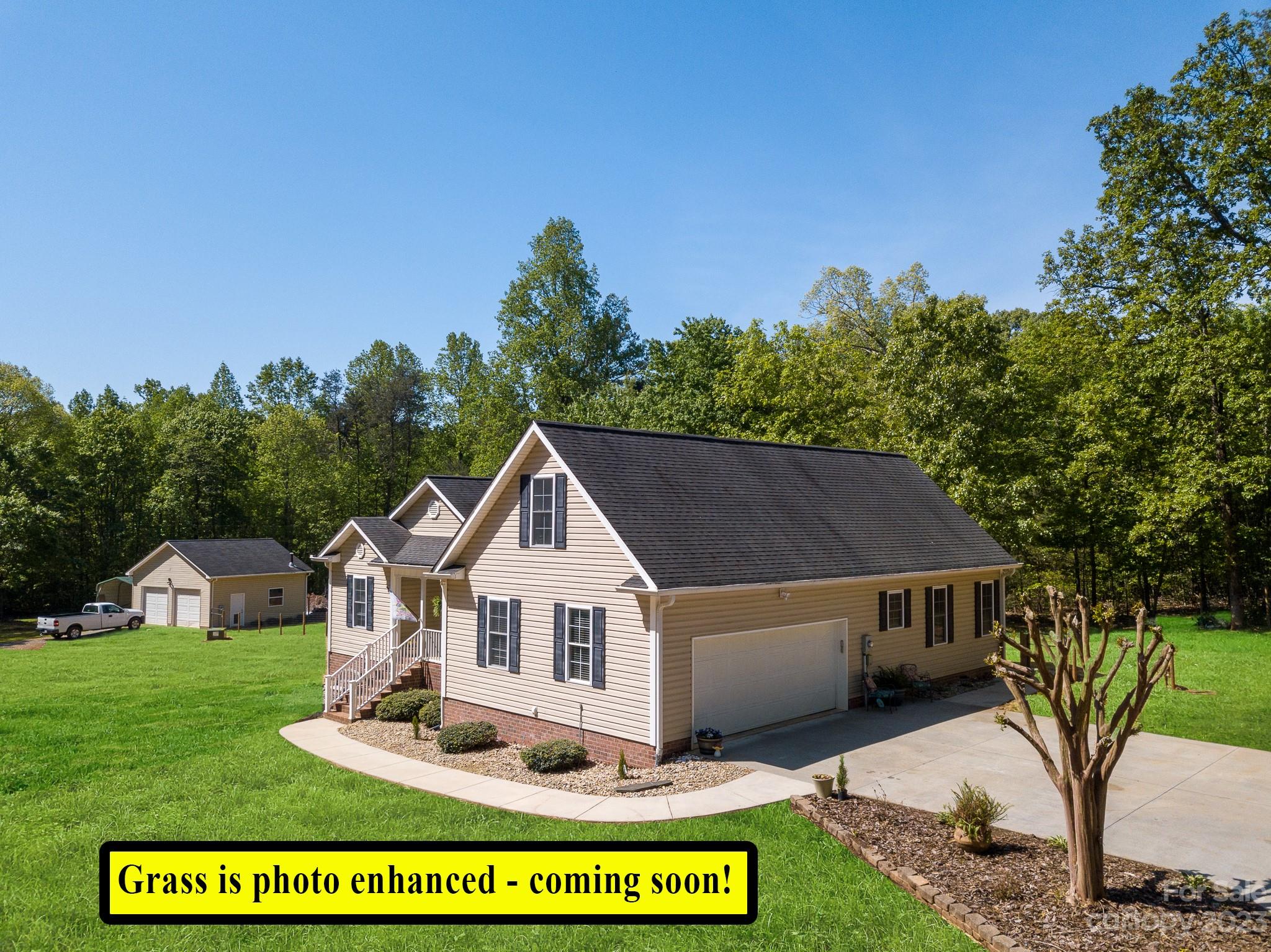 393 River Run Road Statesville, NC 28625 - Photo 1 of 38 Gallery Image 1
