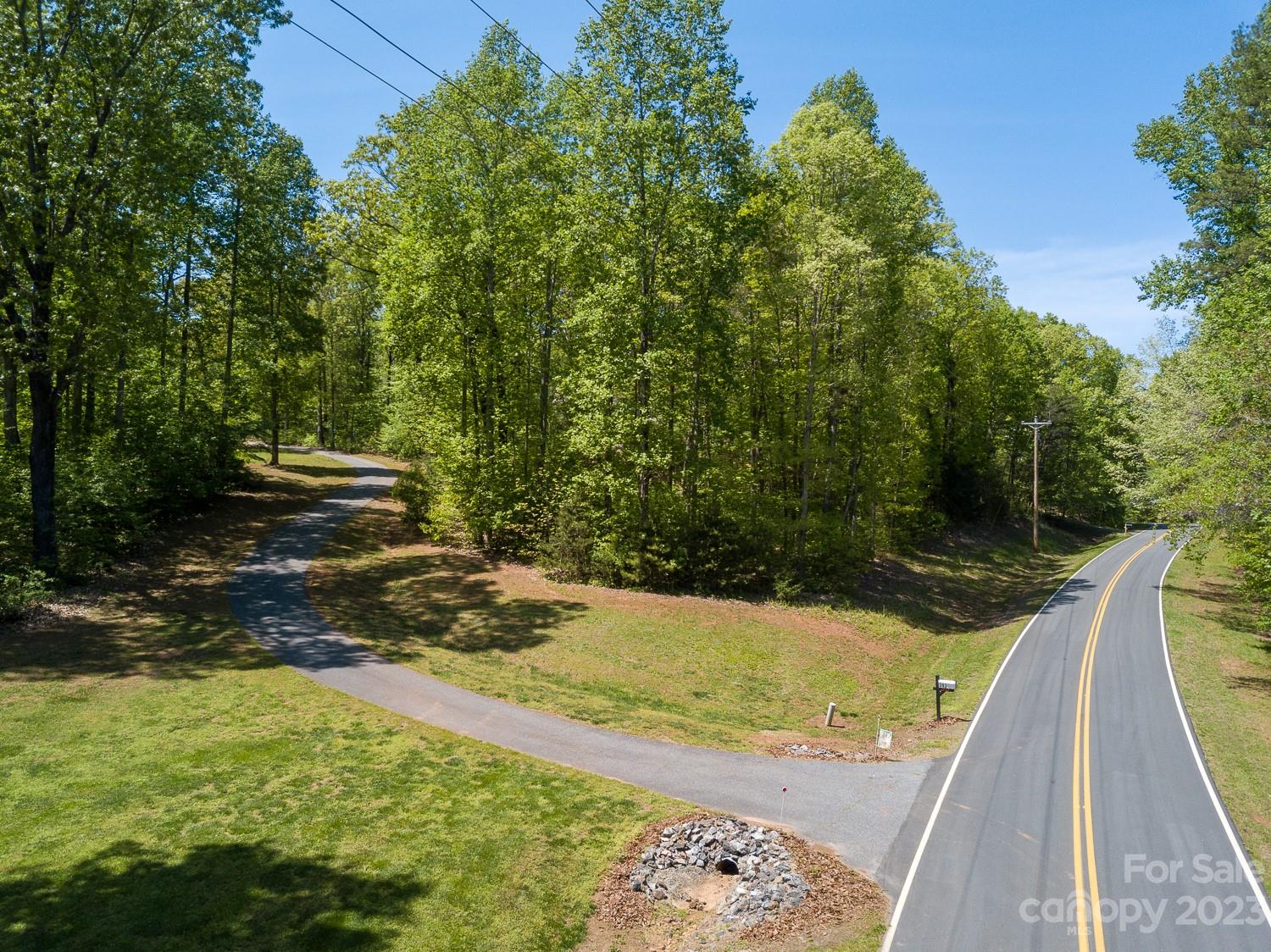 393 River Run Road Statesville, NC 28625 - Photo 33 of 38 Gallery Image 33