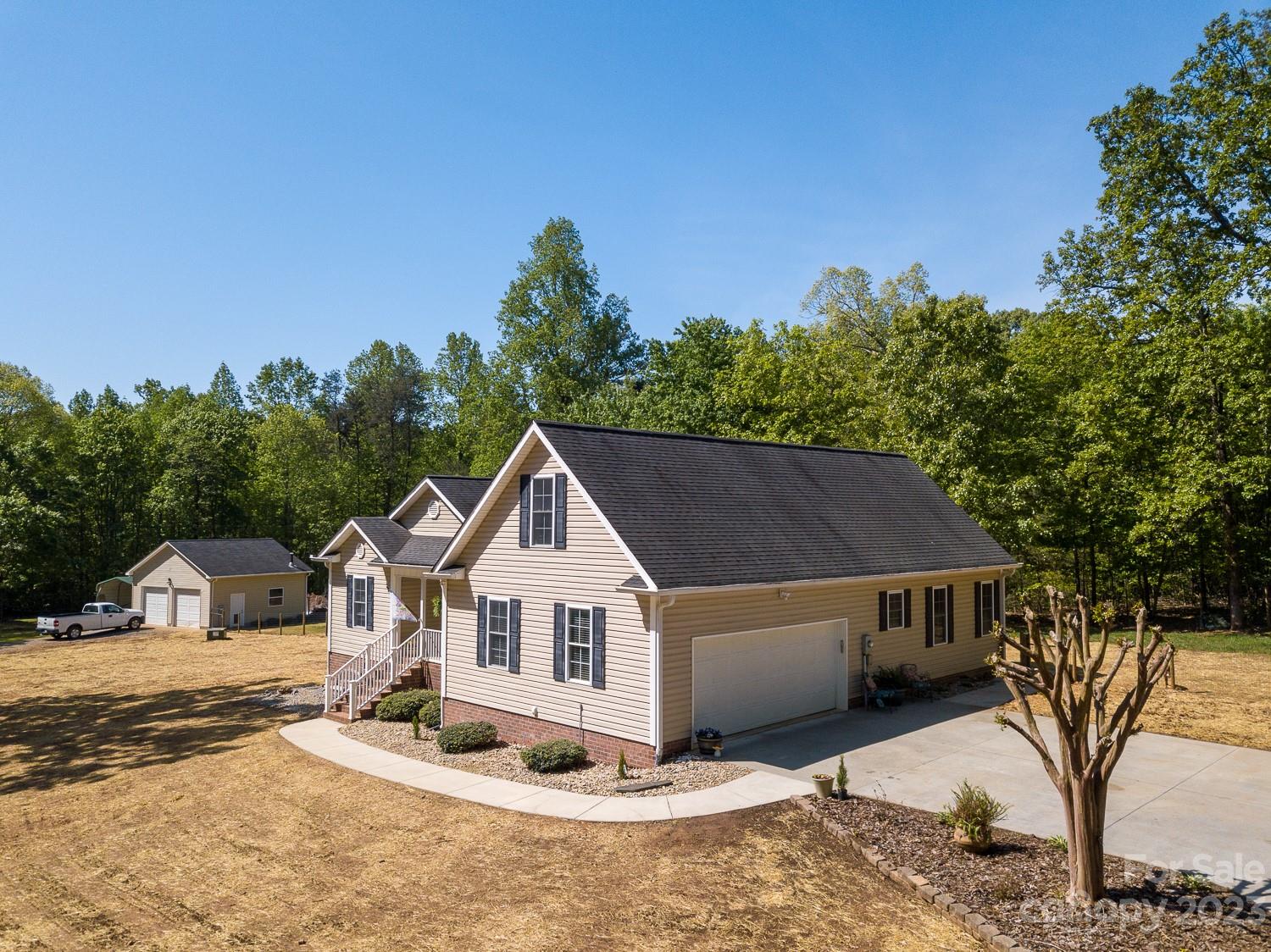 393 River Run Road Statesville, NC 28625 - Photo 35 of 38 Gallery Image 35