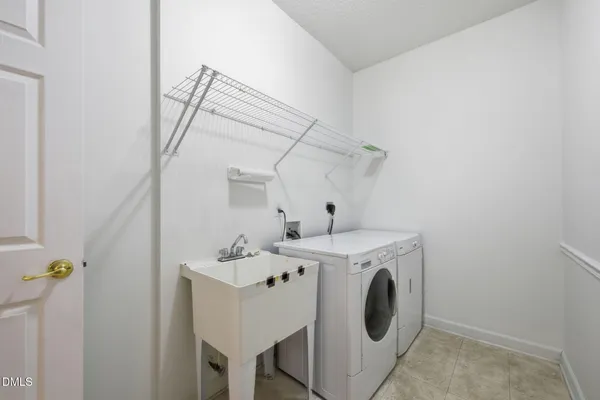 $440,000 | 438 Sawgrass Hill Court, Cary, NC 27519