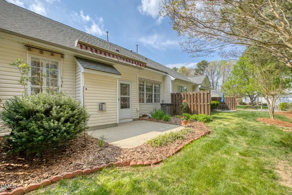 $440,000 | 438 Sawgrass Hill Court, Cary, NC 27519