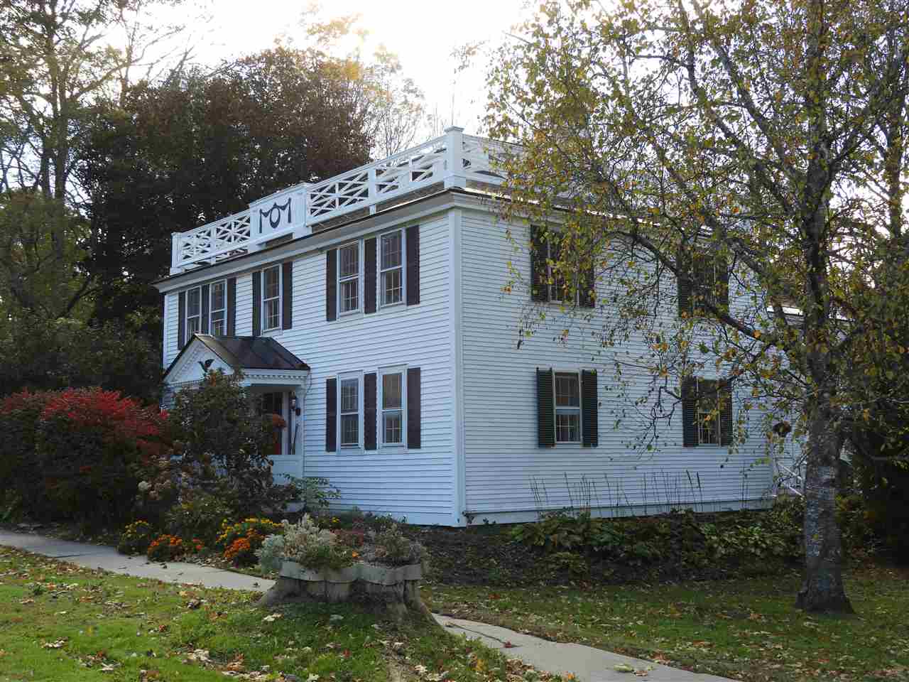 4 Wentworth Road Walpole, NH 03608 - Photo 2 of 40