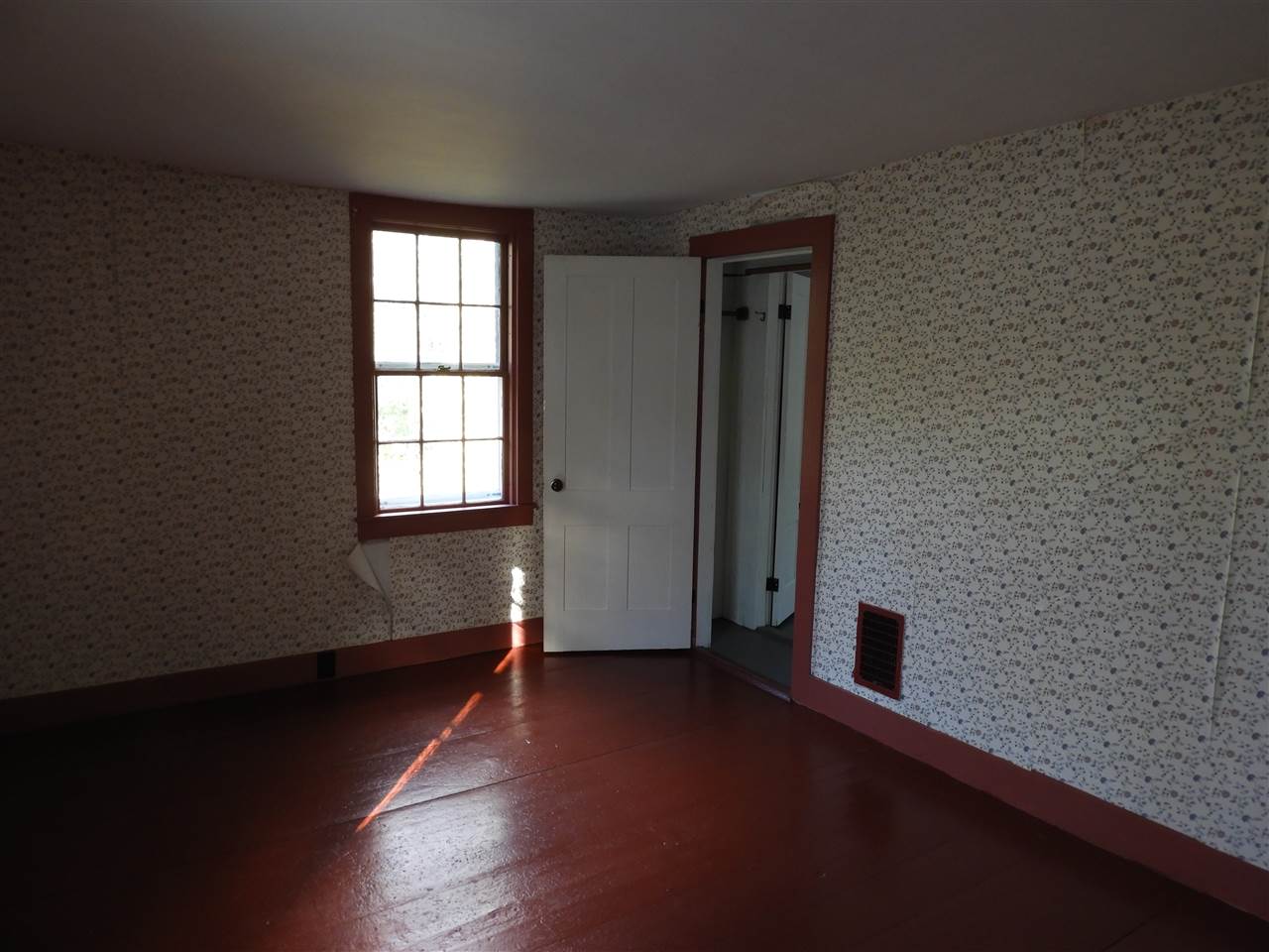4 Wentworth Road Walpole, NH 03608 - Photo 24 of 40