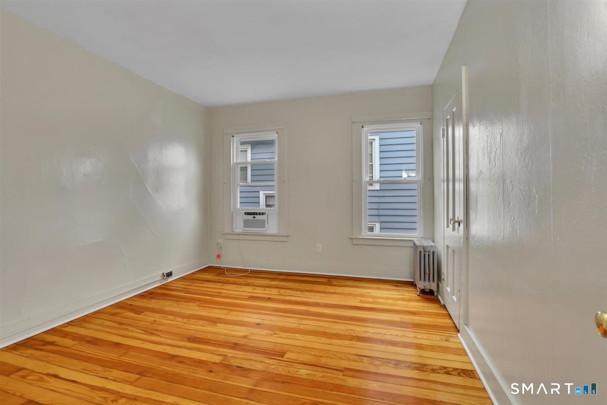 20 4th Street Meriden, CT 06451 - Photo 19 of 34