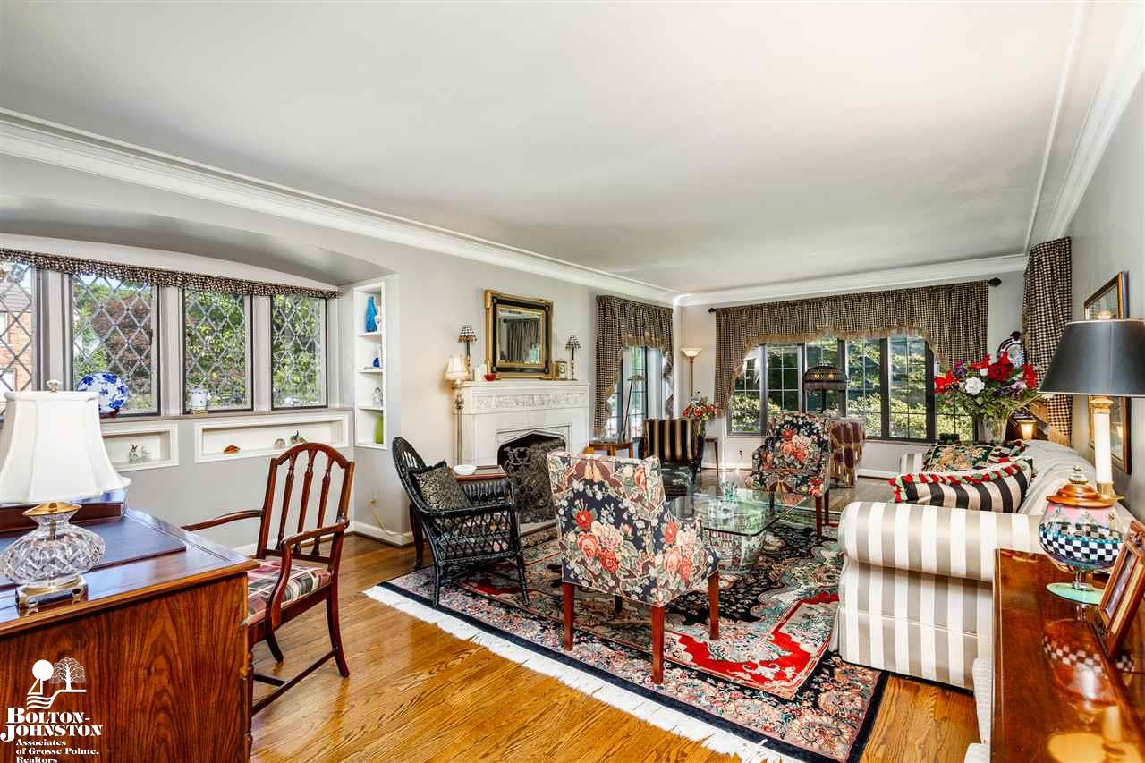 133 Merriweather Road Grosse Pointe Farms, MI 48236 - Photo 6 of 65