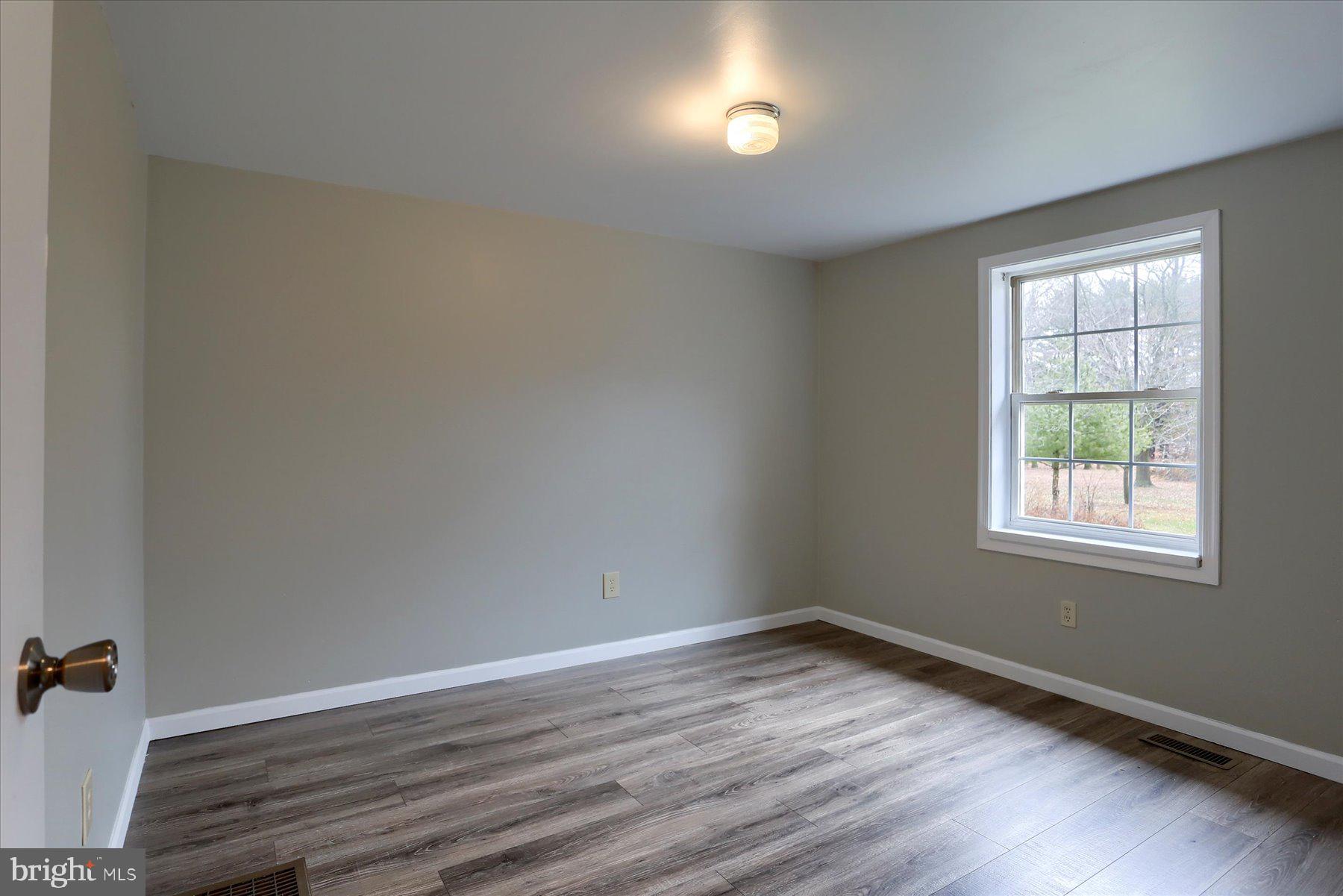 22 Silvertown Road Jonestown, PA 17038 - Photo 6 of 8 Gallery Image 6