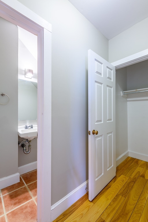 11 Middle Street Hadley, MA 01035 - Photo 13 of 26 Gallery Image 13