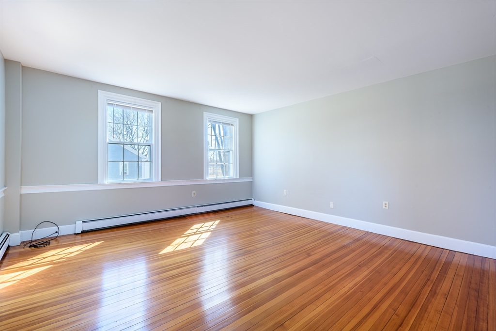 11 Middle Street Hadley, MA 01035 - Photo 23 of 26 Gallery Image 23
