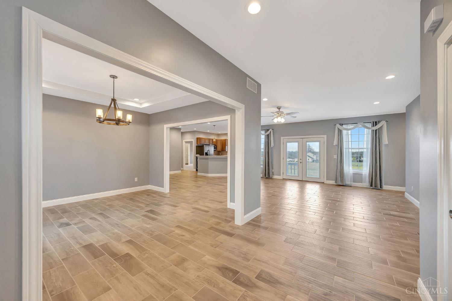 1227 Morman Road Hamilton, OH 45013 - Photo 4 of 71