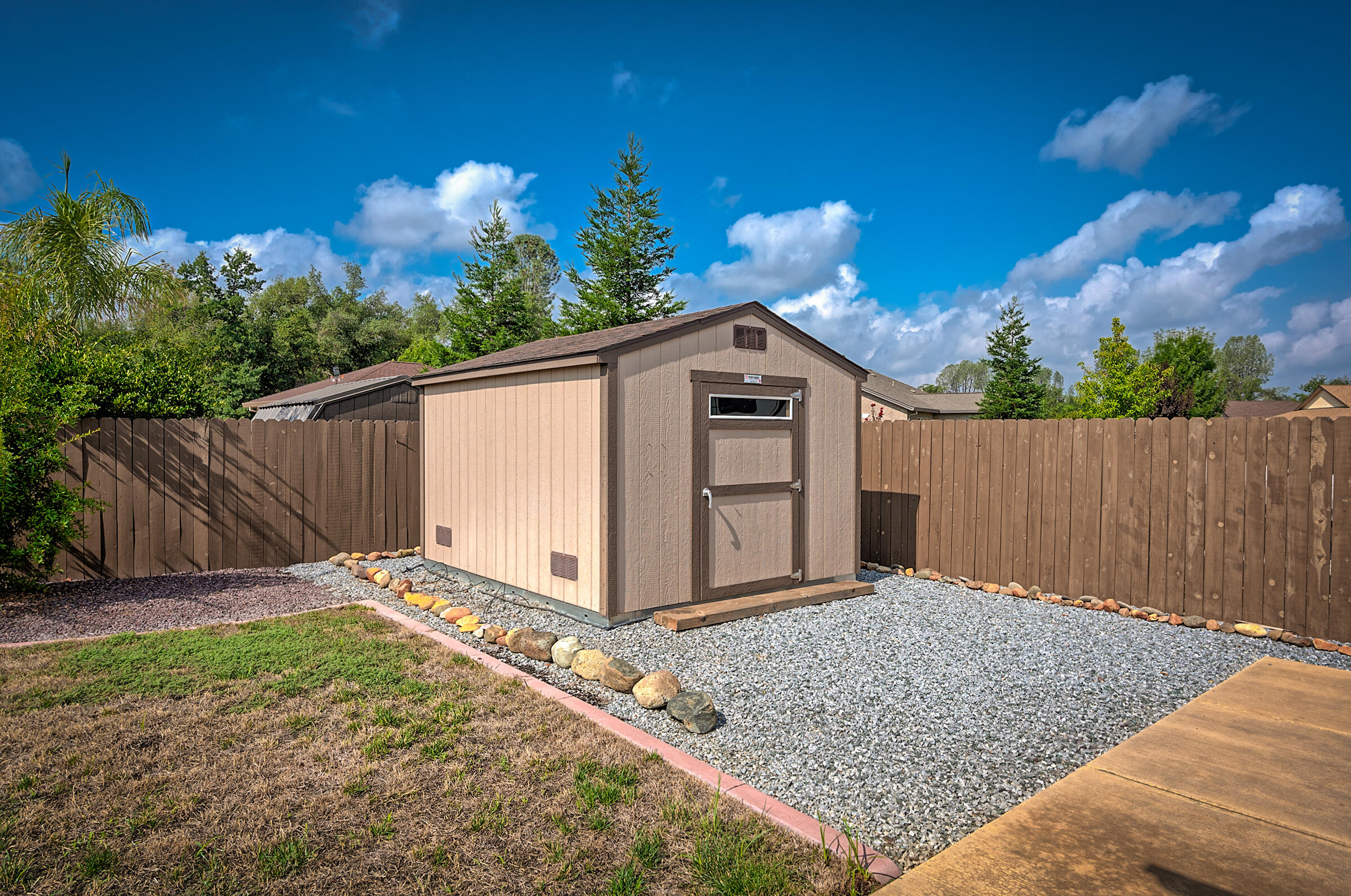 3375 Hotlam Road Redding, CA 96002 - Photo 36 of 38 a view of a backyard