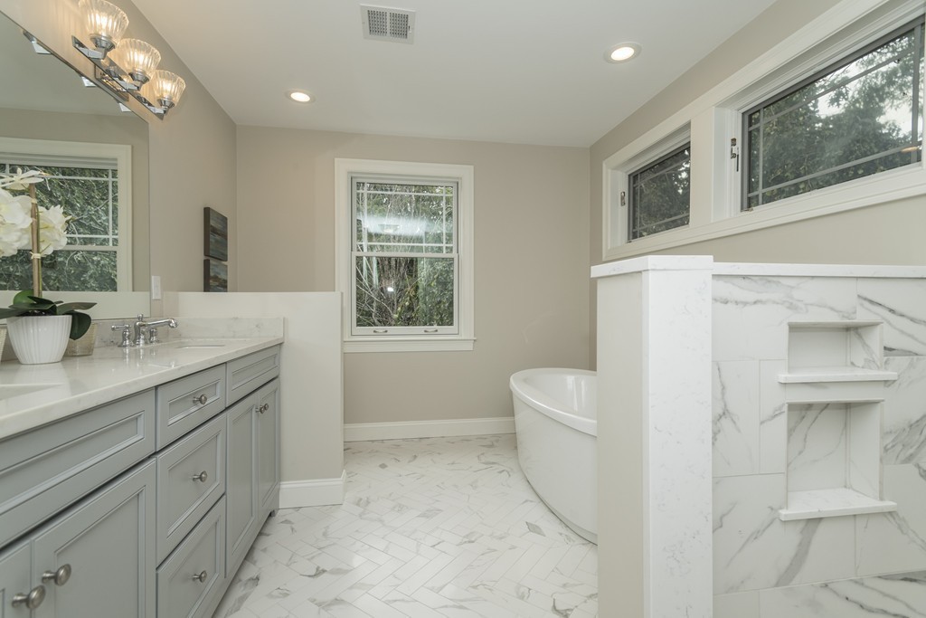 767 Newton Street Brookline, MA 02467 - Photo 14 of 25