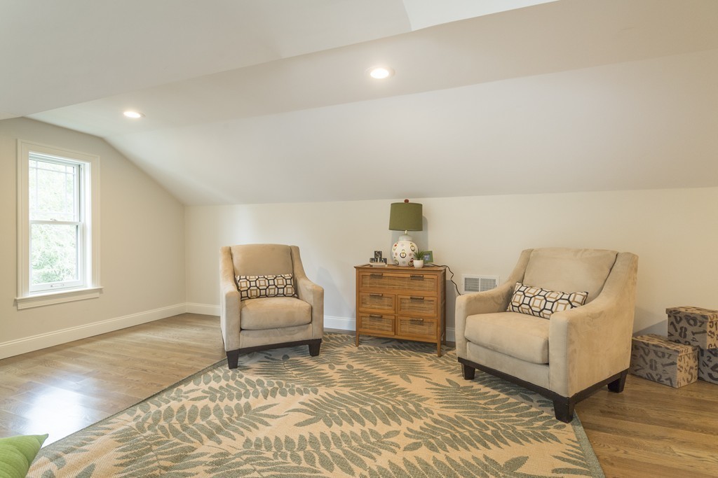 767 Newton Street Brookline, MA 02467 - Photo 16 of 25