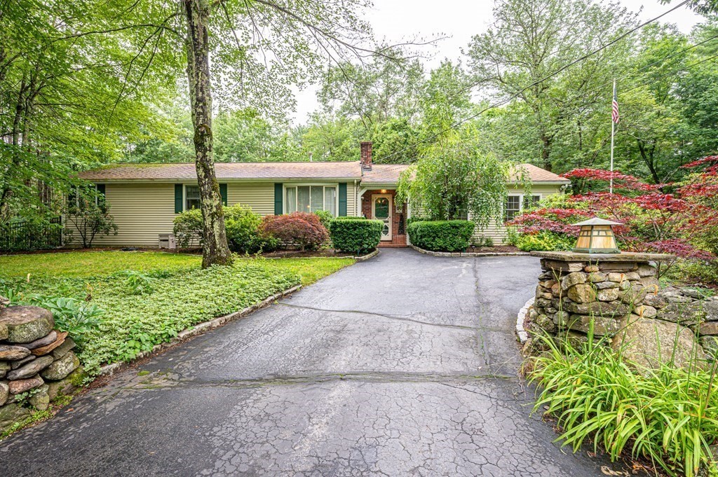 216 Beaman Road Sterling, MA 01564 - Photo 1 of 41 Gallery Image 1
